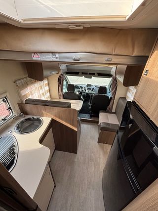 autocaravana perfilada Chausson flash 718 EB