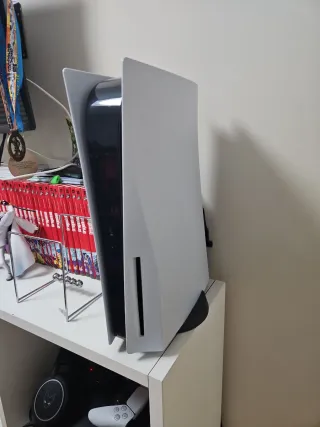 Playstation 5 con mando y caja