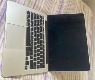 MacBook Pro A1502 2015 Plata con cargador original
