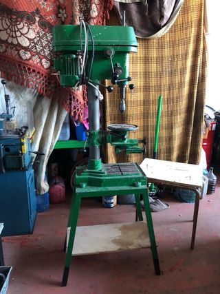 Taladro columna y tronzadora de aluminio