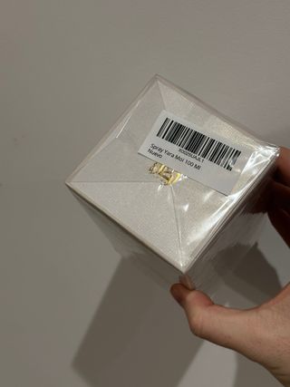 Perfume Lattafa Yara Moi Mujer Árabe