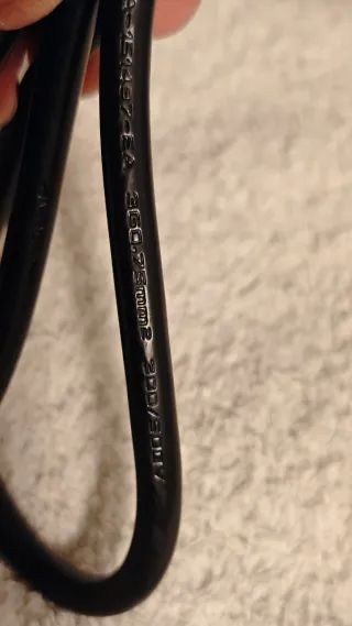 Cable de alimentación tipo F  conector C13