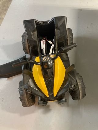 Quad eléctrico de la marca Feber de 12v