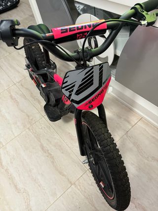 Bicicleta elettrica rosa per bambini 16"