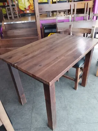 Lote 5 tavoli in legno