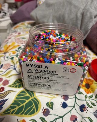 Pyssla Hama Beads - Tarro de colores
