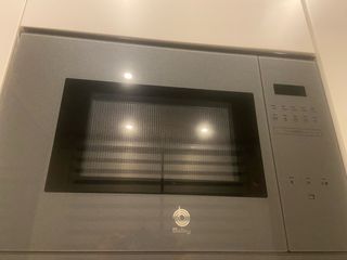 Microondas Balay gris cristal encastrable