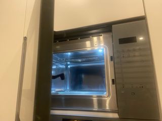 Microondas Balay gris cristal encastrable