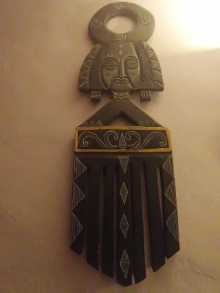 Maschera etnica decorativa