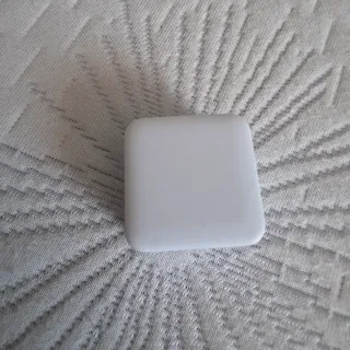 Pendientes mariposa efecto cristal.