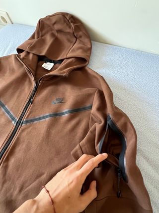 Nike Tech Fleece Marrón