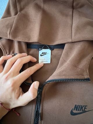 Nike Tech Fleece Marrón