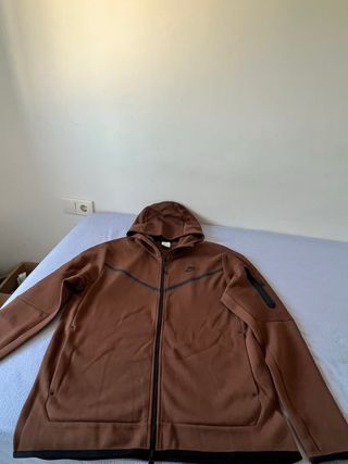 Nike Tech Fleece Marrón