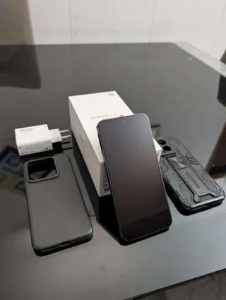 Xiaomi 14 512gb 5G con fundas COMO NUEVO