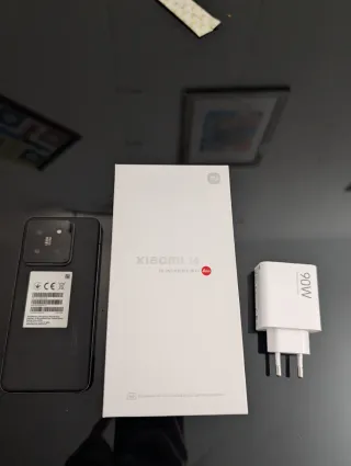 Xiaomi 14 512gb 5G con fundas COMO NUEVO