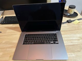 MacBook Pro 16 2019 QWERTY Inglés