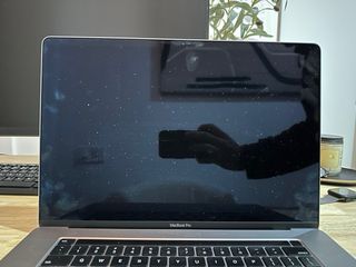 MacBook Pro 16 2019 QWERTY Inglés