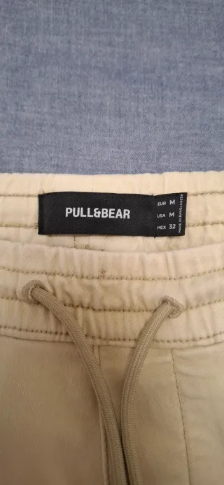 Pantalón beige con cordón