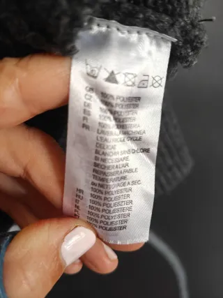 Jersey gris con pedrería