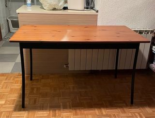 Tavolo da pranzo in legno Ikea