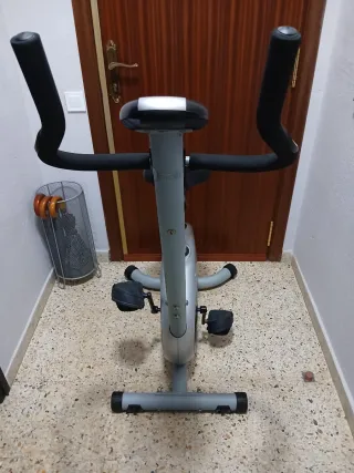 Bicicleta Estática Gris