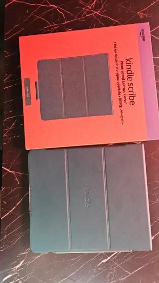 Kindle Scribe 2024 64Gb Verde Giada con la sua custodia originale