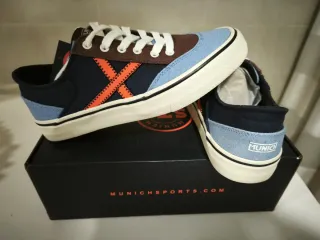Zapatillas Munich Talla 40 nuevas con etiqueta