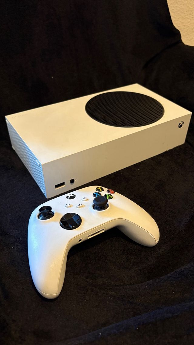 Xbox Series S 512GB negoziabile
