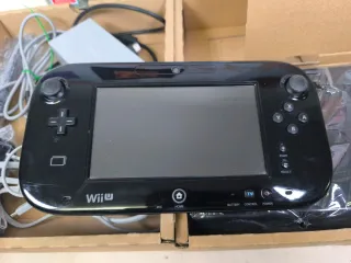 Nintendo Wii U Mario Kart 8 Premium Pack