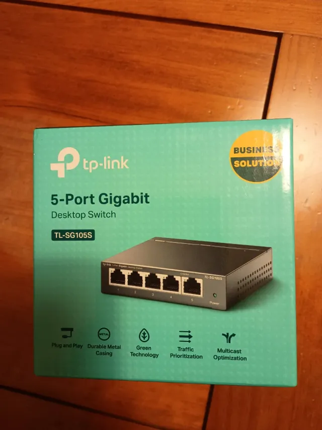 TP-Link 5-Port Gigabit Desktop Switch TL-SG105S