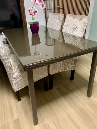 Tavolo da Pranzo in Cristallo Affumicato Marrone