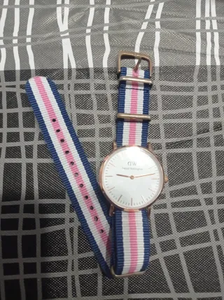 Reloj Daniel Wellington 0906DW