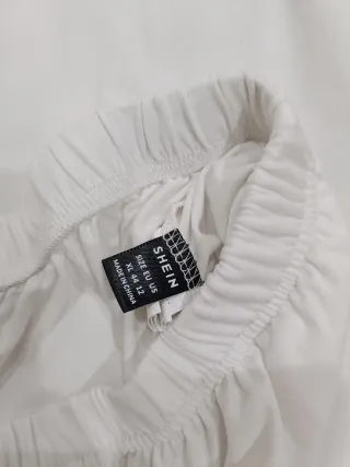 SHEIN Pantalones Blancos Talla XL