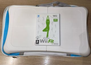 Wii Fit Nintendo Juego y Tabla Balance