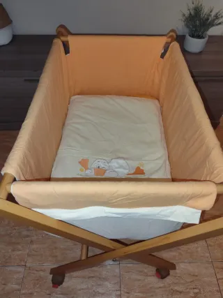 Moisés Minicuna madera