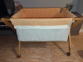 Moisés Minicuna madera