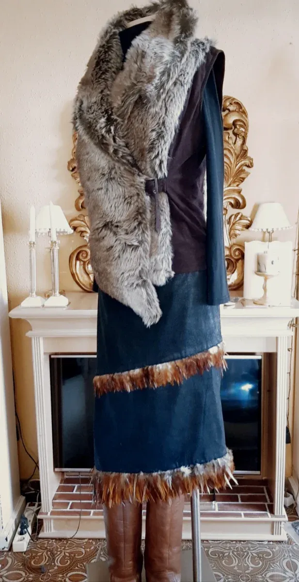 Chaleco de pelo sintético novo e quentinho ANJIE