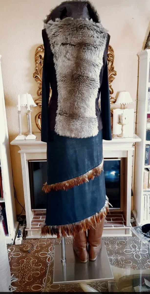 Chaleco de pelo sintético novo e quentinho ANJIE