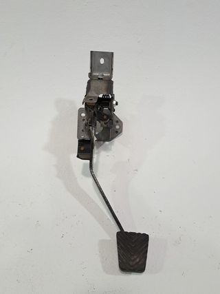 PEDAL EMBRAGUE HYUNDAI IX35 (2)