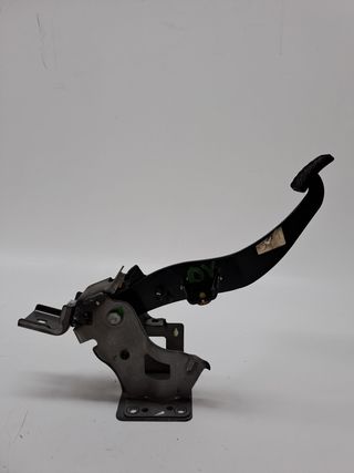 PEDAL EMBRAGUE KIA SPORTAGE (2)