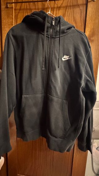 Chaqueta Nike Negra con Cremallera