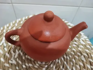 Tetera de barro