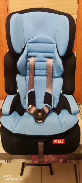 Silla de coche Piku azul
