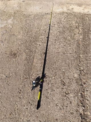 Caña de pesca telescópica.