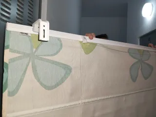 Estor plegable tela flores de Leroy Merlín