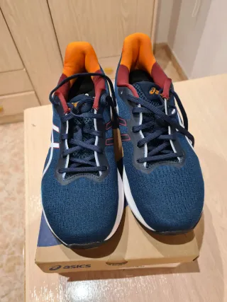 Zapatillas Asics Azul y Naranja