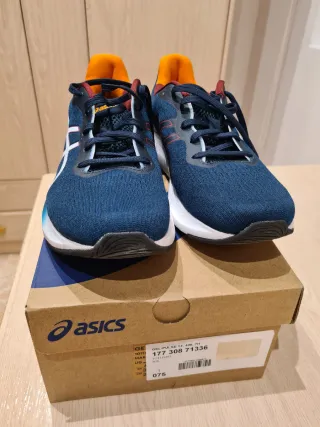 Zapatillas Asics Azul y Naranja