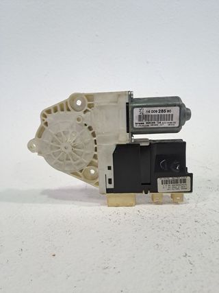 MOTOR ELEVALUNAS DELANTERO DERECHO LANCIA PHEDRA (180)