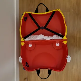 Maleta infantil Trunki bomberos