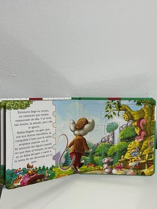 Lote Puzzle Peppa Pig y Libro Puzzle Ratita